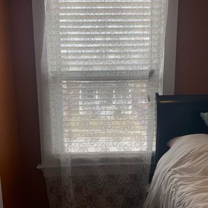 8 Lace Curtains